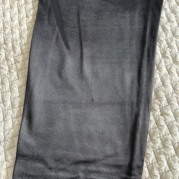 Women’s Serious Affairs satin-like legging. Size S - Picture 5 of 5